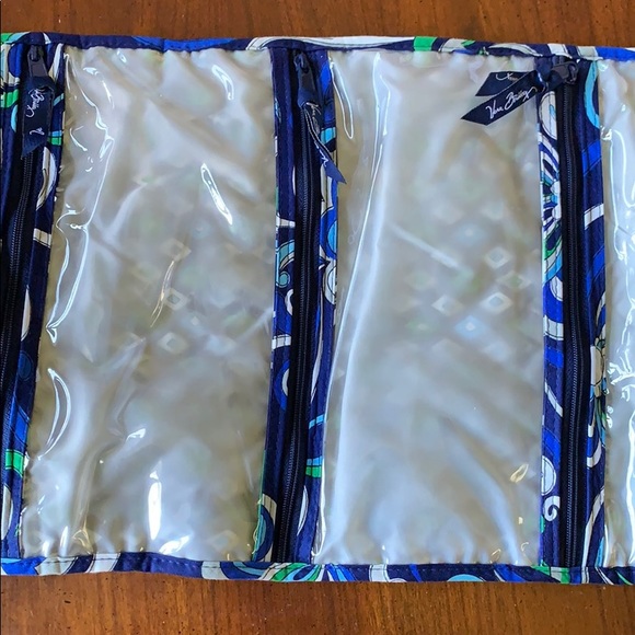 Vera Bradley 4 zippered pocket organizer NWT❣️ - Picture 5 of 7
